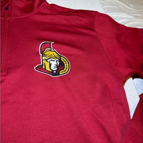 Gildan Men's Red Zip-Up Sweater - Picture 2 of 5